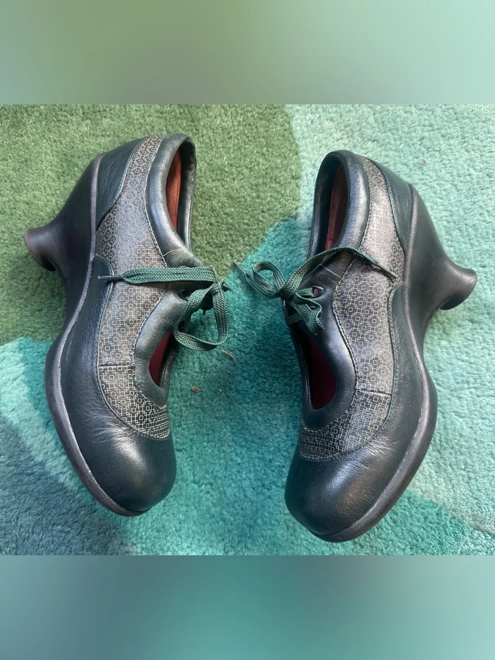 Fluevog VINTAGE EXCELLENT Friends Tillie petrol green wedge lace-up shoes -10